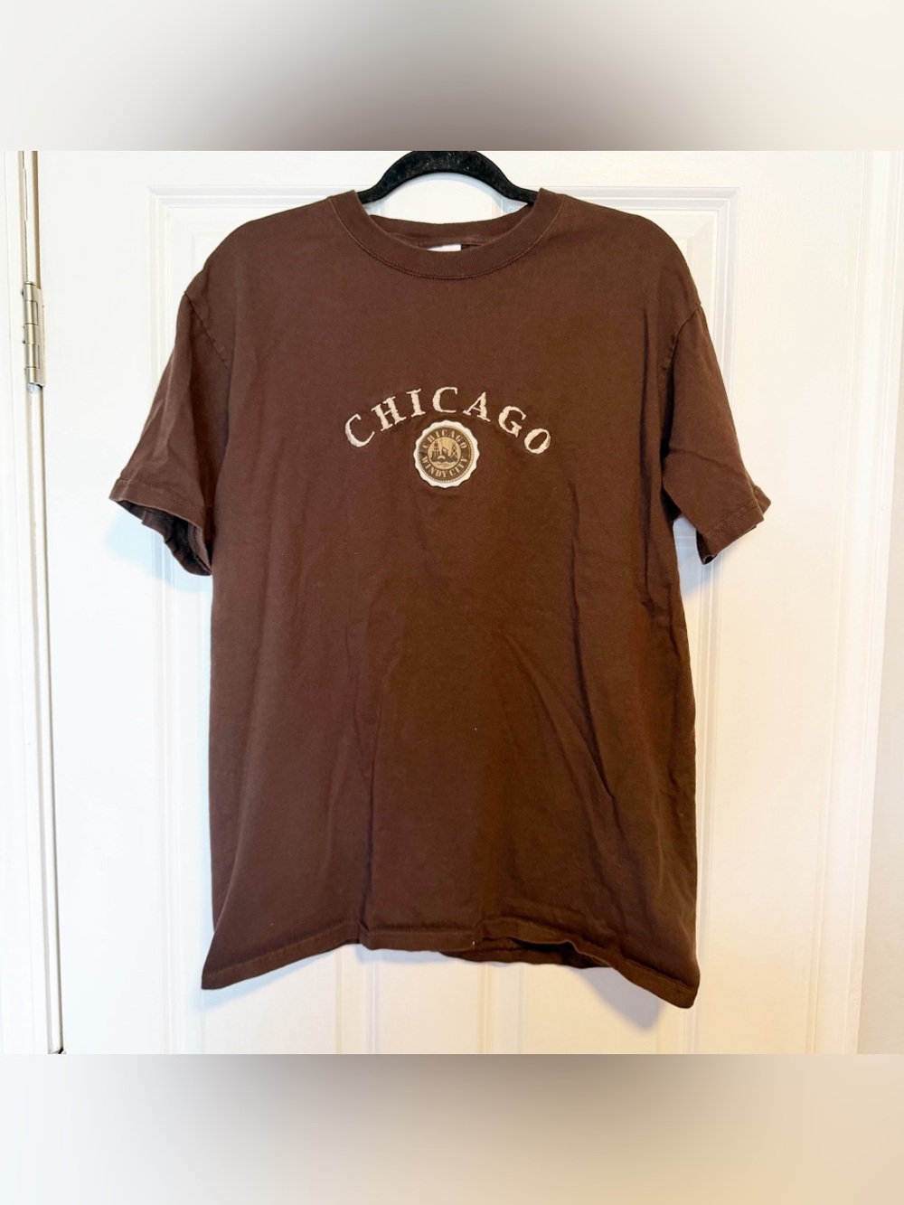Vintage Chicago embroidered tee shirt.
